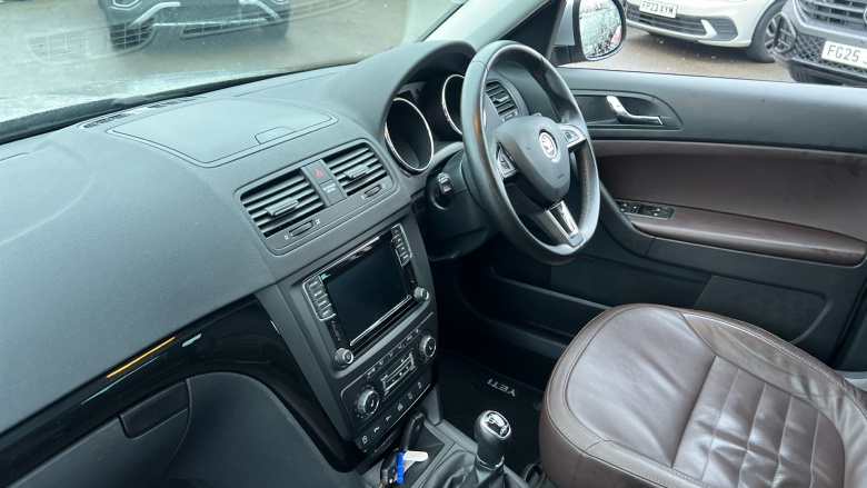 Skoda Yeti Outdoor 1.4 TSI Laurin + Klement 4x4 5dr Petrol Estate